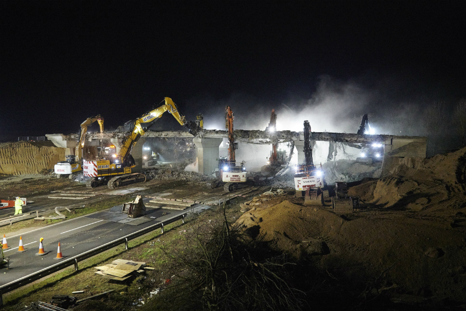 Brampton Road bridge being demolished