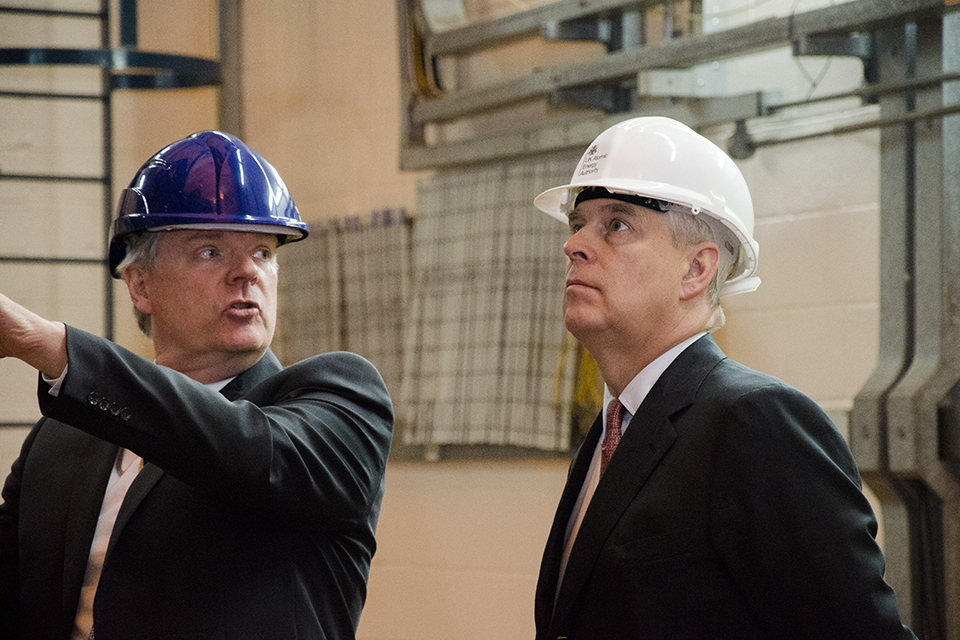 Duke of York sees energy revolution in the making at Culham
