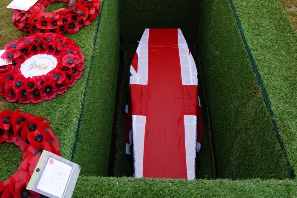 The burial of an unknown soldier of The Royal Scots at Bailleul Road East Cemetery in Belgium (note this is not the grave of John MacKenzie). Crown Copyright, All rights