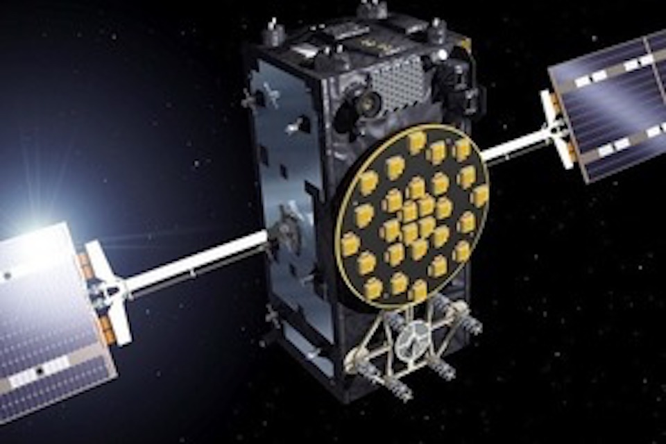 GPS wristband for surfers among winning ideas from young space entrepreneurs