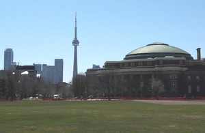 Toronto skyline, including the CN Tower