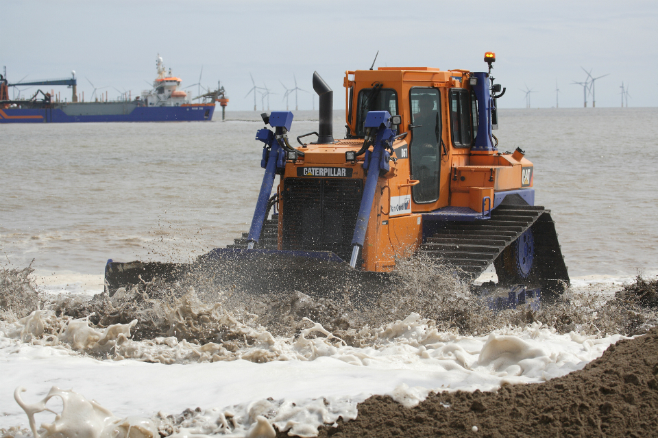 £7m Lincolnshire coast flood scheme gets underway