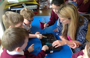 Image of school children