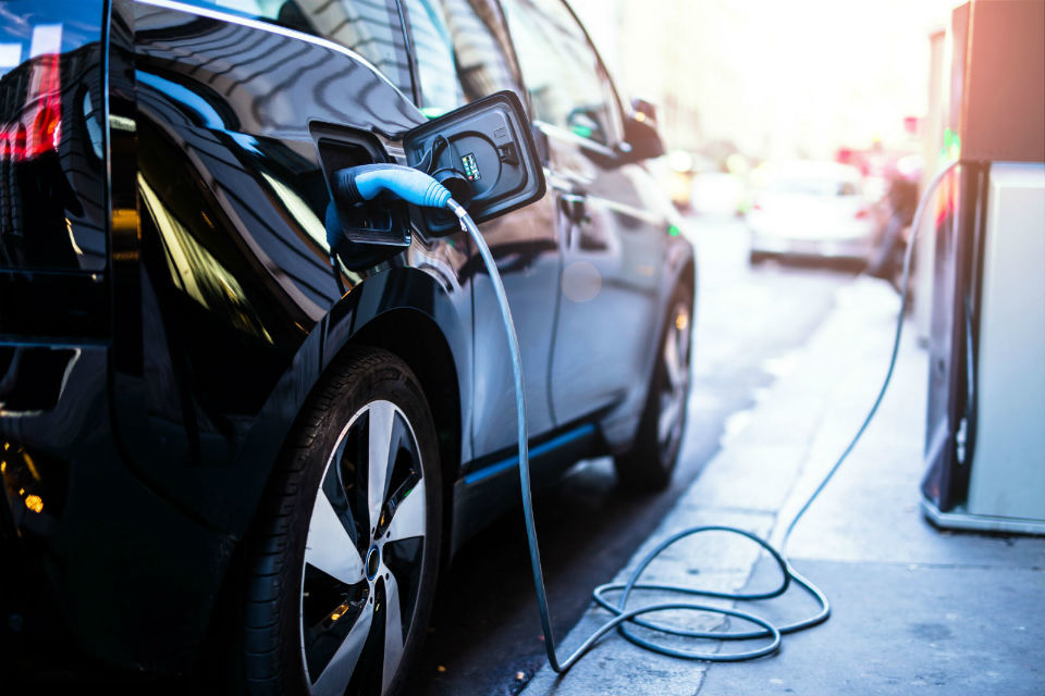 Green light for ultra-fast electric car charging innovation