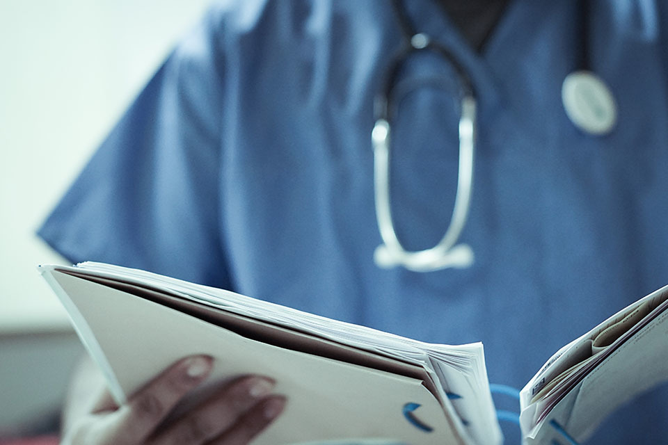 Doctors and nurses to be taken out of Tier 2 visa cap