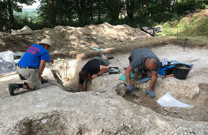 Archaeologists and volunteers at Barrow Clump dig site. Photo: Crown Copyright 2018