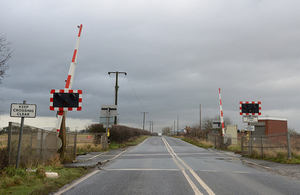 Image of Stainforth Road AHB level crossing (courtesy of the British Transport Police) taken from the direction of the motorist’s approach; the train was travelling from right to left.