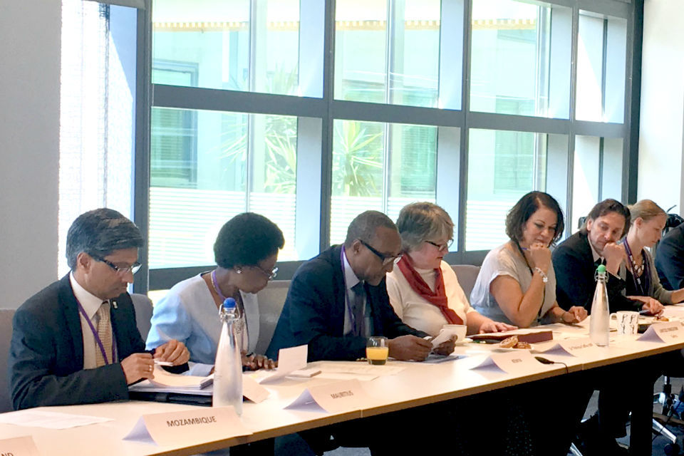 Commonwealth countries unite to tackle ocean plastic pollution