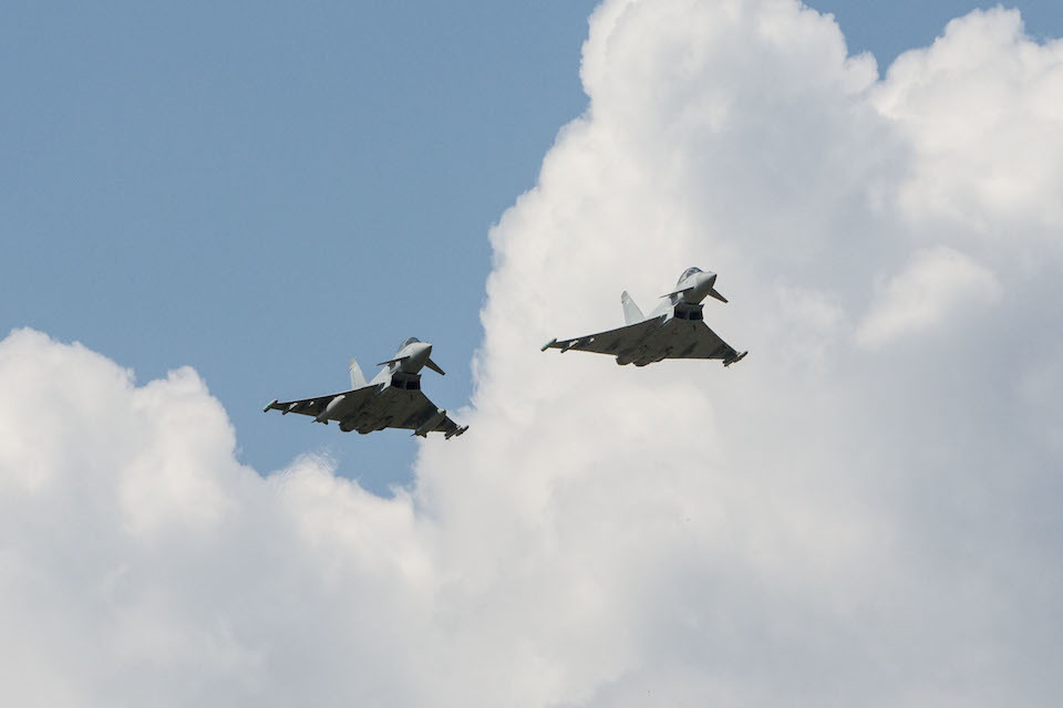 Defence Secretary strengthens Romania ties and thanks RAF crews