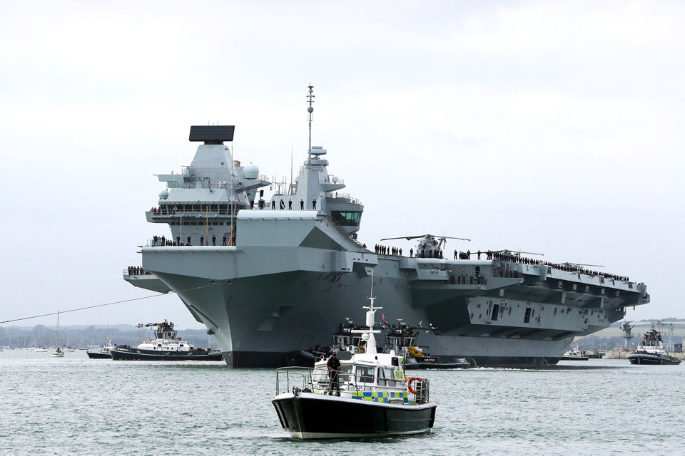 Dstl scientists take to the high seas on HMS Queen Elizabeth