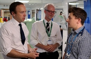 Matt Hancock talking to hospital staff