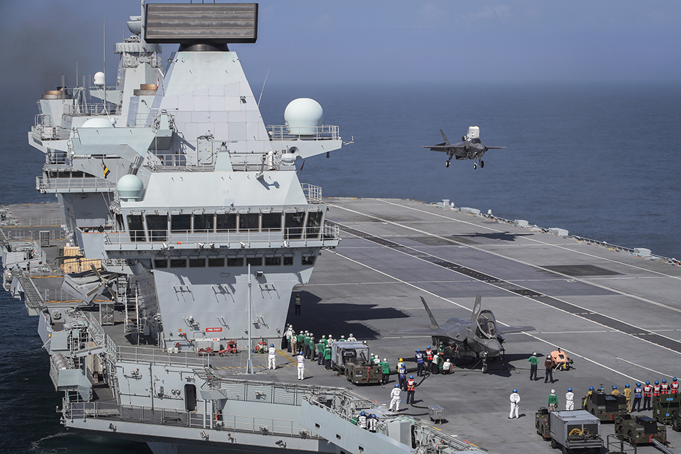 Fighter jets join forces with British aircraft carrier to make history