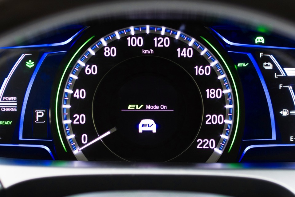 Future vehicles powered by low carbon tech: apply for funding