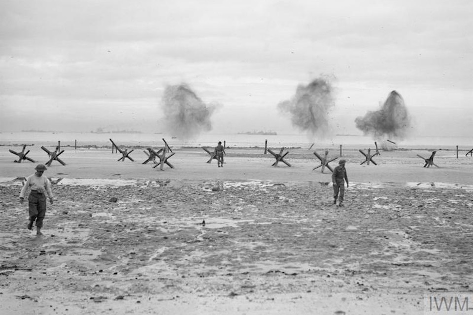 Defence Secretary invites D Day veterans to 75th anniversary