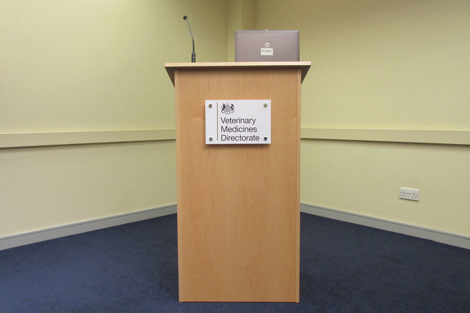 Animal medicine seizure notice: Emiliano Espinar Veterinary Surgeon