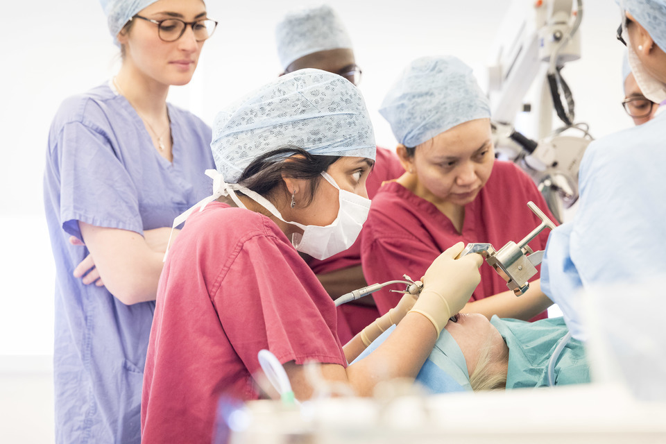 New data on gender pay gap in medicine