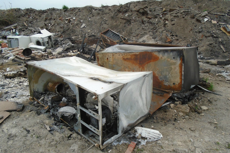 Suspended sentence for farmer who admitted illegally burning fridges and animals