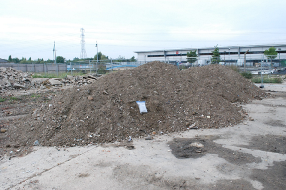 Jail for pair of serial Home Counties fly tippers