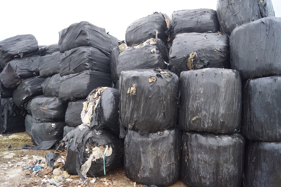 Hundreds of commercial properties “sitting targets” for waste criminals