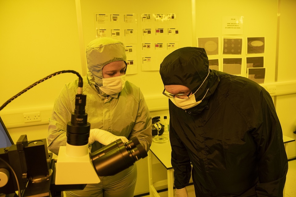 Mini Tech Bio Big boost for tiny tech - GOV.UK