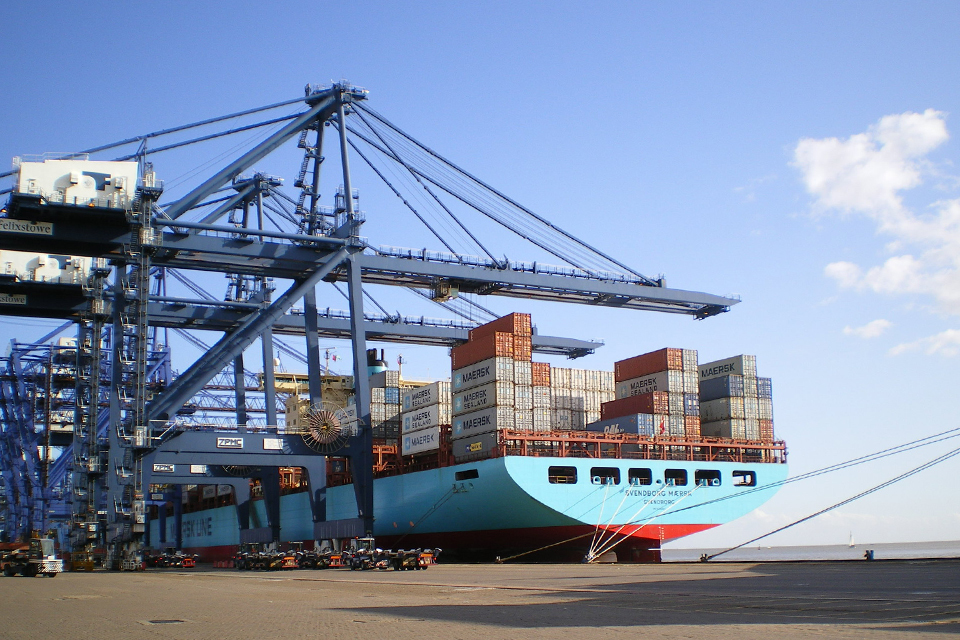 Ambitious targets to cut shipping emissions