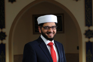 Imam Qari Asim MBE 