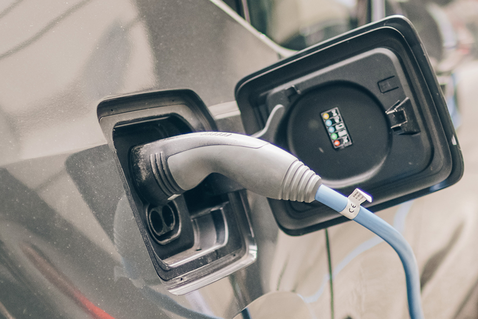 Government doubles funding for on street electric car charging