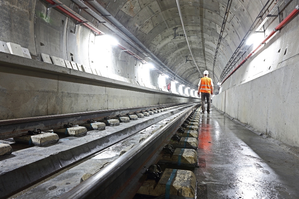 Improving safety and security on railways: apply for contracts