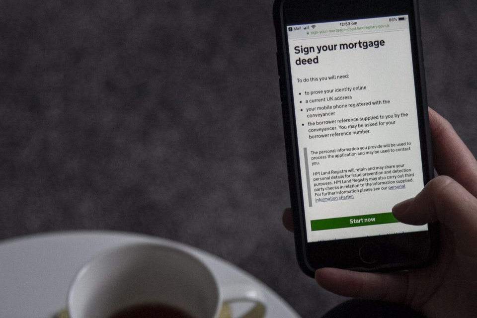 HM Land Registry’s 'Sign your mortgage deed' service reaches 1,000th registered deed