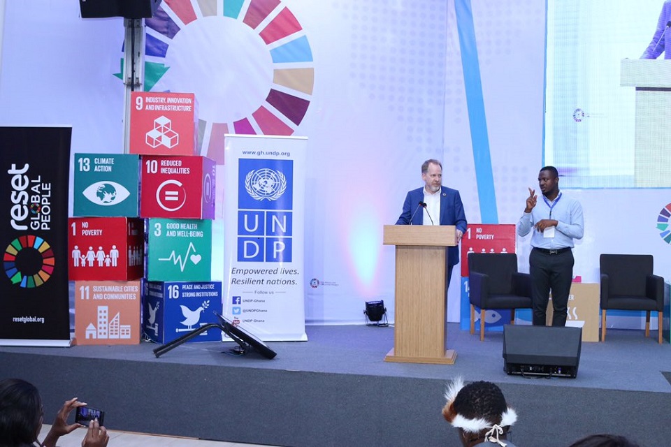 Philip Smith giving a speech at the 2019 Global Youth SDGs Summit in Accra