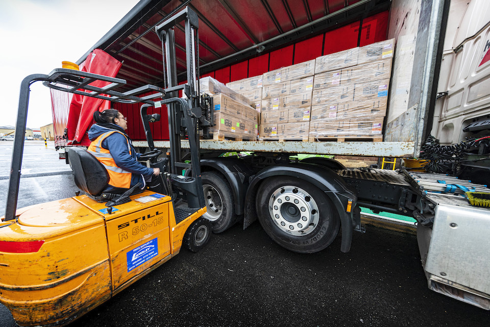 Ministry of Defence donates 14,000 meals to UK charities