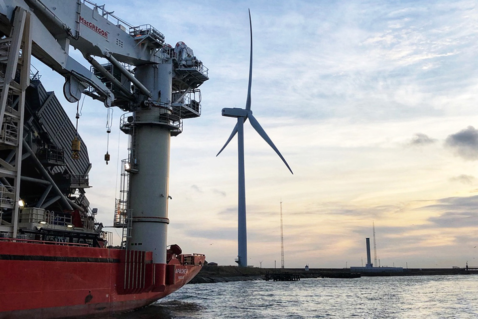 Maritime minister hails port’s green credentials