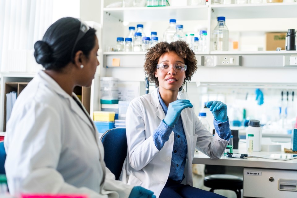 Boost for UK science with unlimited visa offer to world's brightest and best