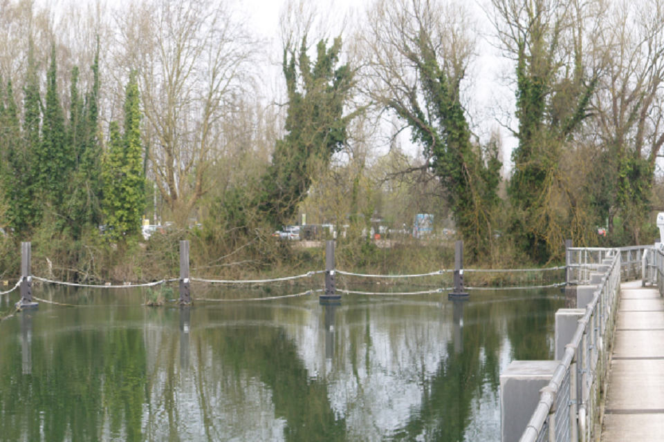Helping protect Reading and Caversham from flooding