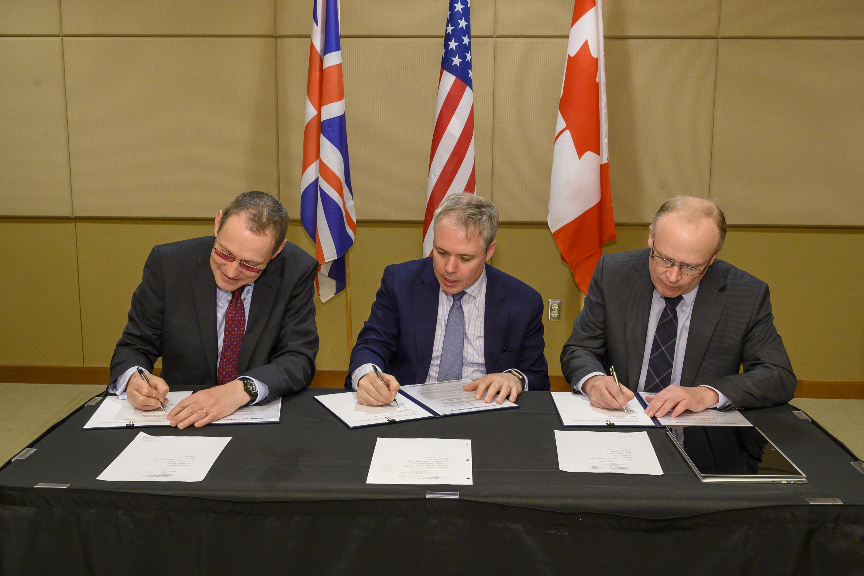 Nda signs knowledge-sharing agreement