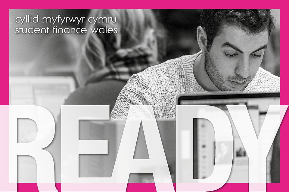 Students in Wales encouraged to apply now for student finance