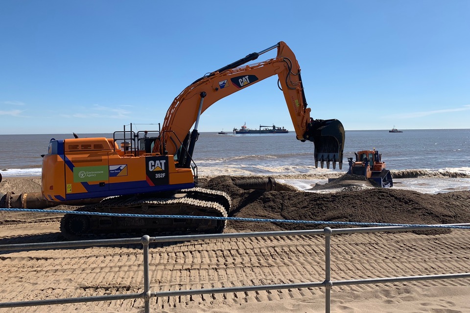 Annual project to reduce coastal flood risk in Lincolnshire starts in June