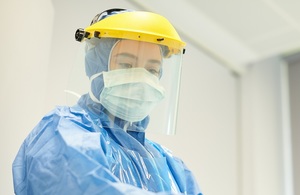 Health worker wearing mask in hospital