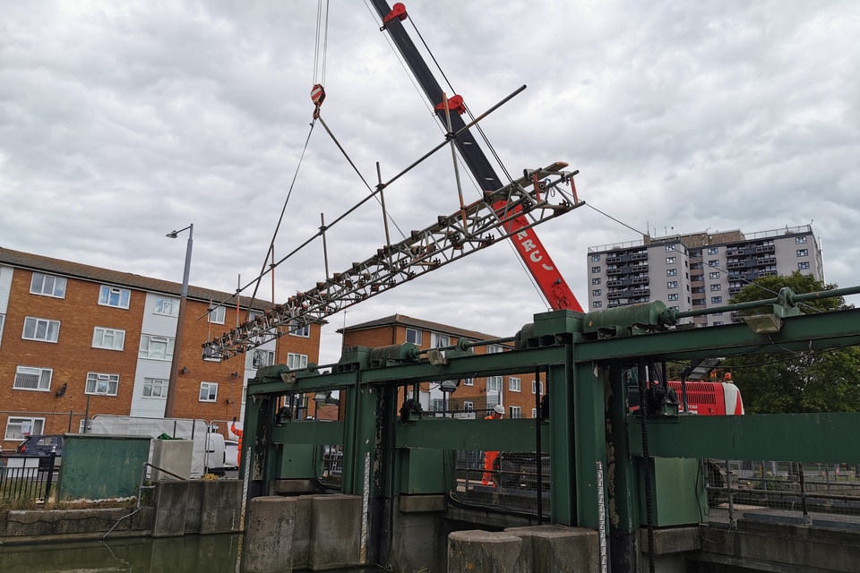 Lincoln's sluice gates refurbished in flood defence revamp