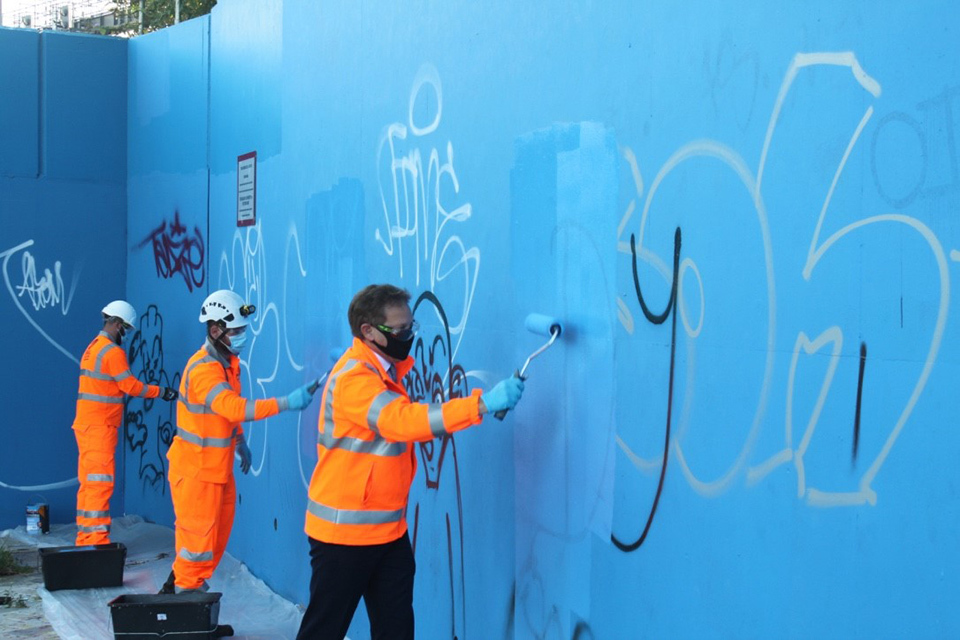 Calls to end ‘blight’ of graffiti on roads and railways as part of Great British September Clean