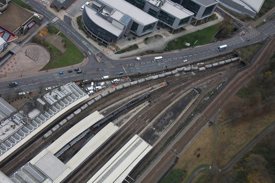 [withdrawn] freight train derailment at sheffield station