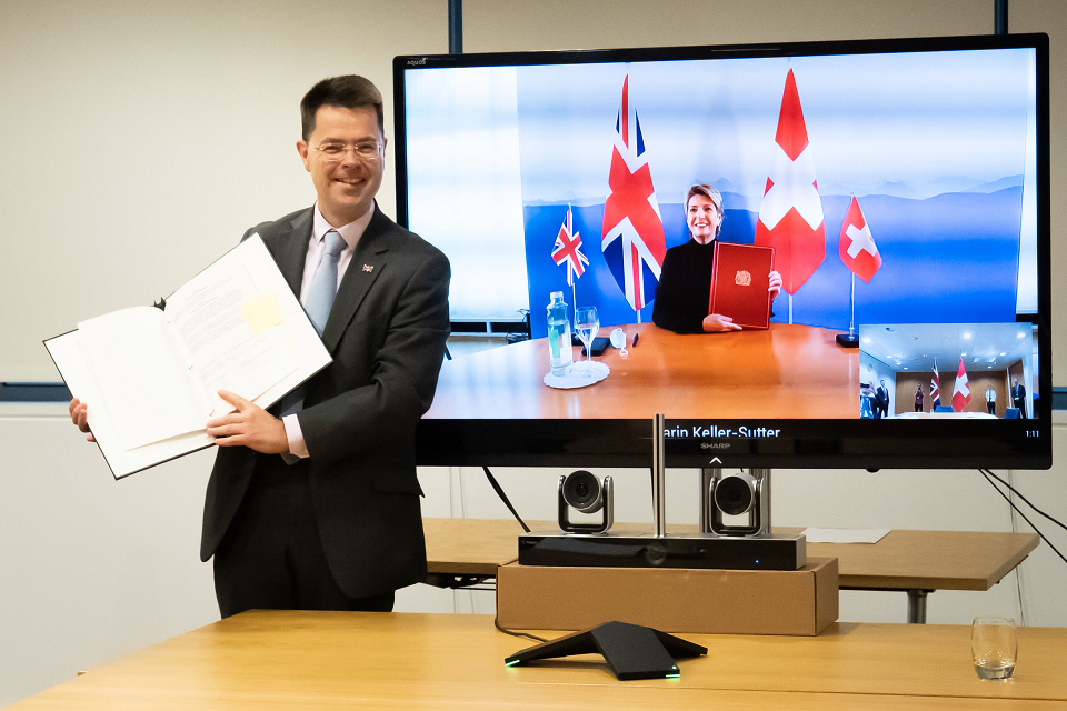 UK and Switzerland sign new police co operation agreement