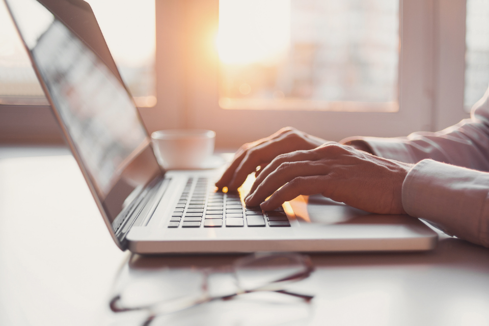 More than 8,000 new businesses launched by jobseekers in Wales