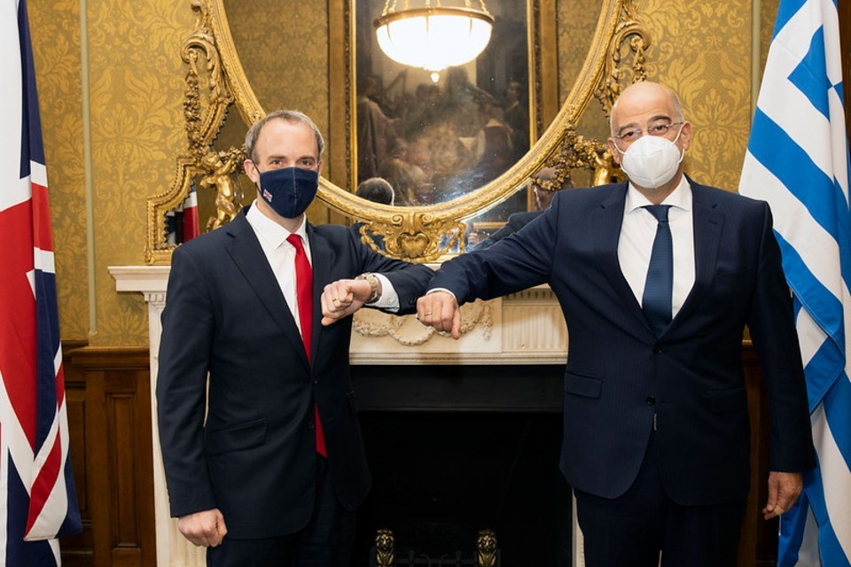 Greece: Foreign Secretary meets Foreign Minister Dendias