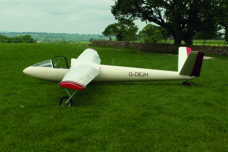 AAIB Report: G DEJH, Structural failure of glider tail assembly, Cross Fell, Pennines, Cumbria