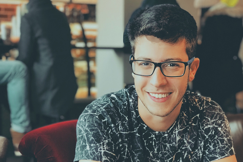 Students in Wales can apply now for student finance