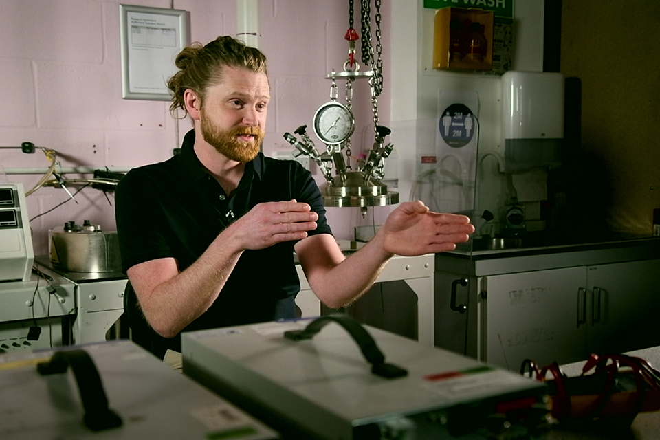 Dstl reaches milestone 1000th intellectual property report