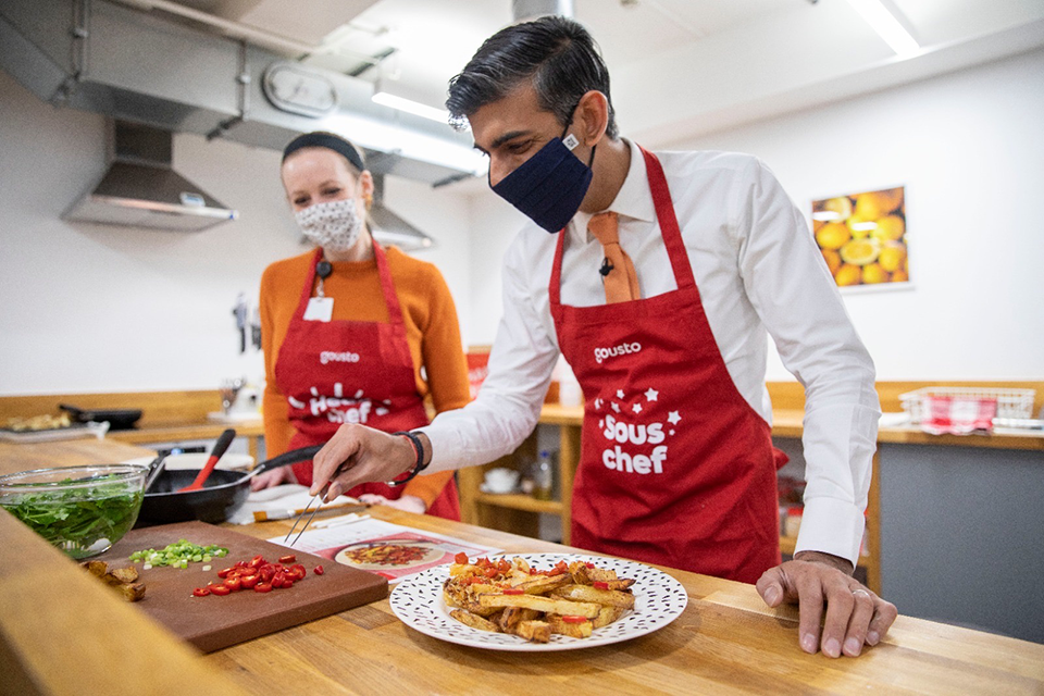 Chancellor visits leading meal kit provider to discuss future of the economy