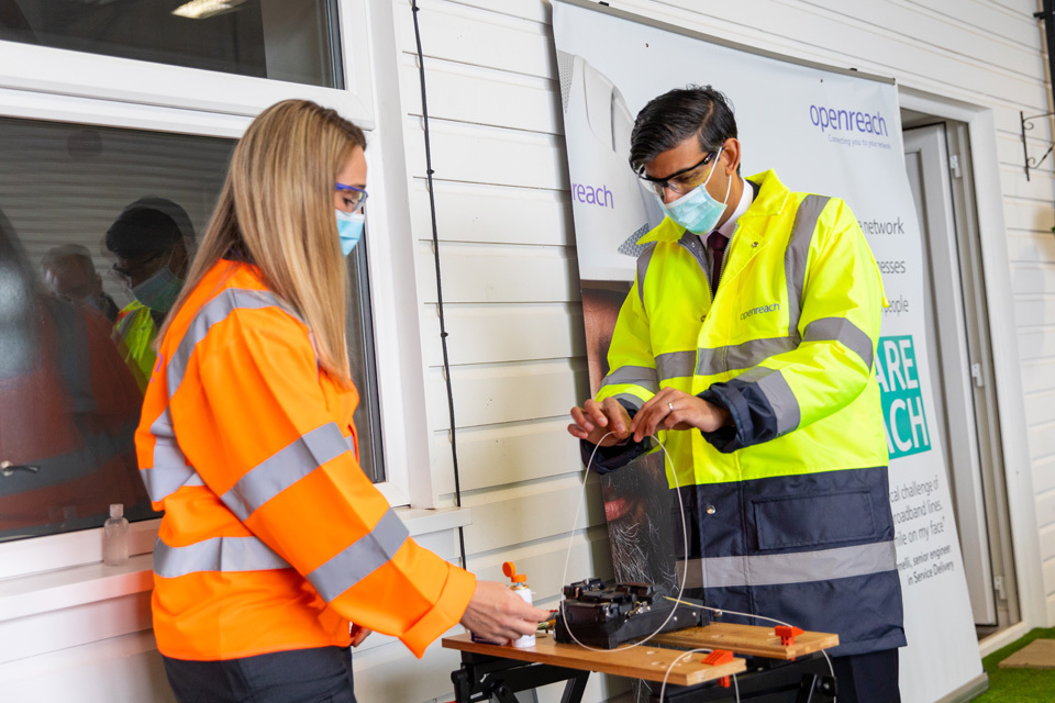 Chancellor visits Openreach as government’s super deduction supports creation of 7,000 new jobs and expansion of broadband rollout to rural homes
