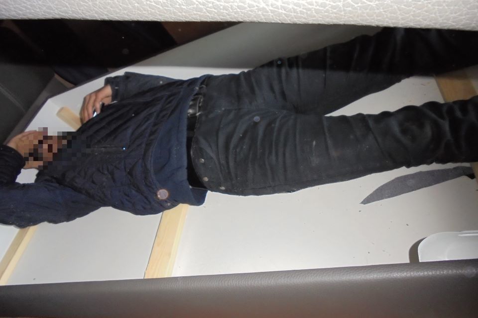 Man who smuggled people in sofas jailed